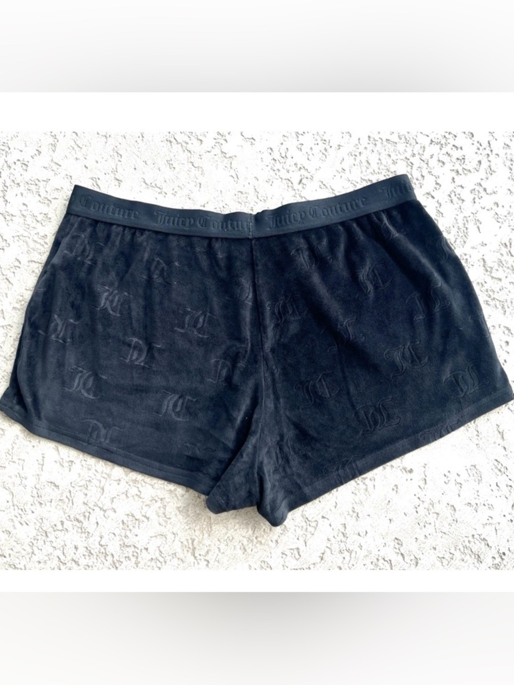Juicy Couture Black Shorts Size L Sleep Y2K Women’s Velvet Pull On Lounge Logo